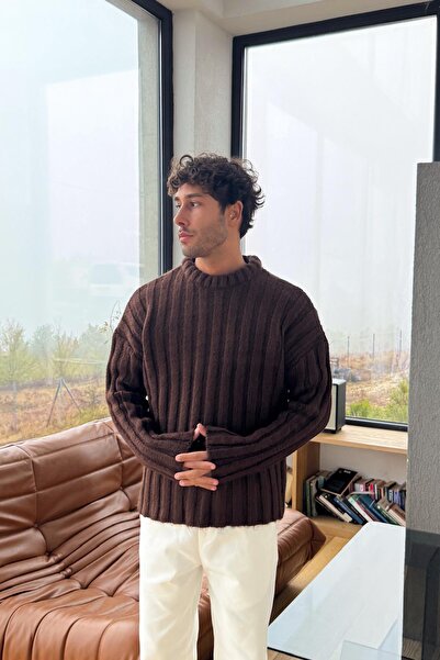 Flaw Wear Reverse Knitted Sweater