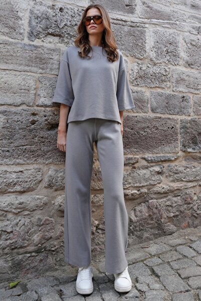 VAGGON Γυναικεία γκρι πλεκτή μπλούζα με λαιμόκοψη και παντελόνι Palazzo Vs01224