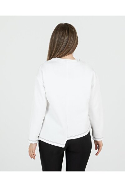 Sortie Women's Ecru Color Pocketed Crew Neck Three Thread Asymmetrical Sweatshirt