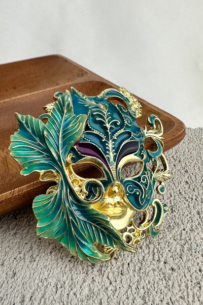 Modex Altın Sarısı Yeşil Renk Tasarım Motifli Maske Broş (6cm)