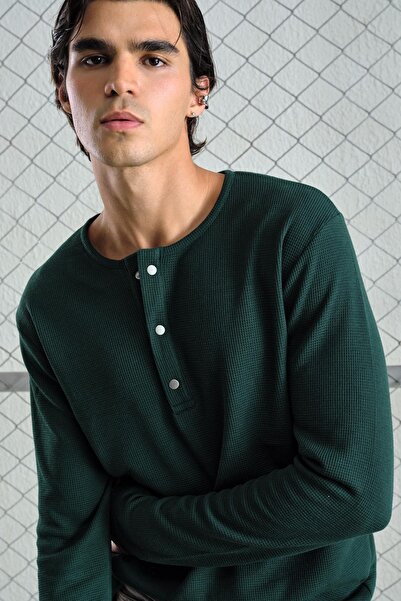 GIESTO ΠΡΑΣΙΝΟ ΜΑΚΡΥΜΑΝΙΚΟ ΜΠΛΟΥΖΑ ΜΕ ΜΕΤΑΛΛΙΚΟ ΚΛΙΠ