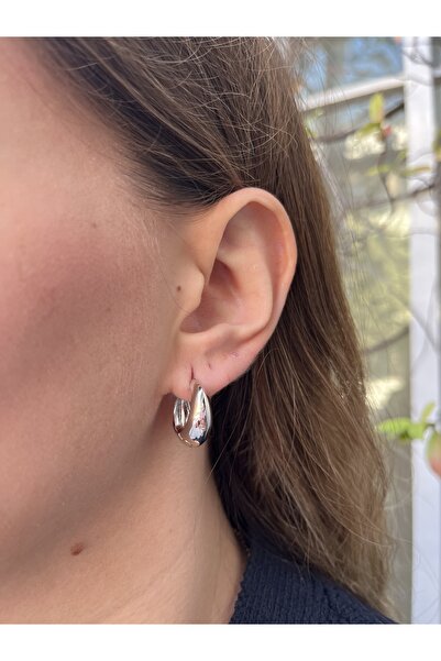 TUĞÇE TURAP 14K Çelik Gümüş Renk Oval Bombeli Halka Küpe - Kararmaz