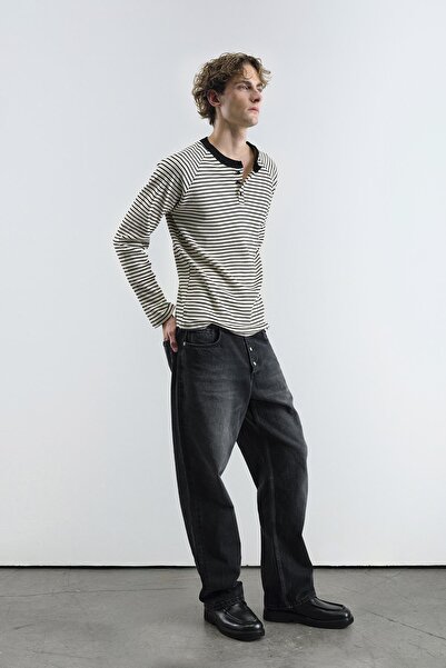 GIESTO ΜΑΥΡΟ ΜΠΛΟΥΖΑ ΜΕ ΡΙΓΕΣ ΚΑΙ ΚΟΛΑΡΟ ΚΟΝΤΡΑΣΤ