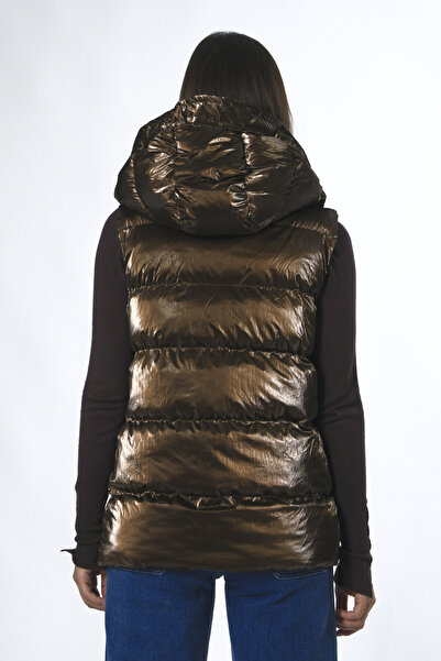 ABBRA Women's Lined Shiny Puffer Vest