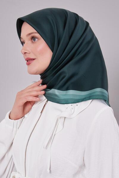 Levidor Emerald Edge Border Twill Silk Scarf