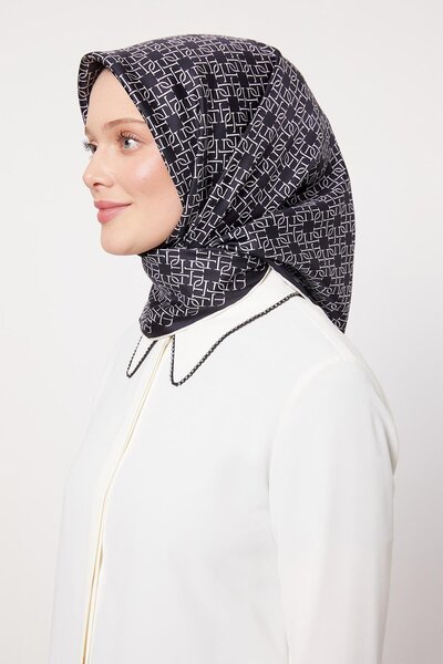 Levidor K.Navy Blue Striped Spiral Pattern Twill Silk Scarf