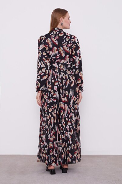 Levidor Φόρεμα με λεπτομέρεια με μαύρο βολάν στο μανίκι