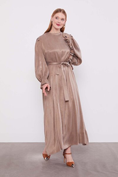 Levidor Oil Green Dress with Flower Accessories