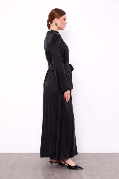 Levidor Siyah Çiçek Taş Detaylı Cupra Elbise