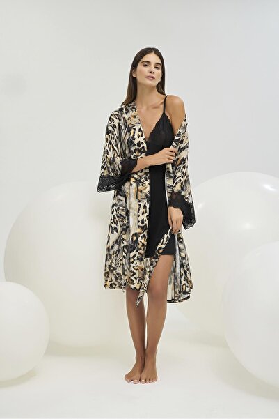 Sevim Дамски комплект от нощница и халат с черна дантела и леопардов принт C1T7N361