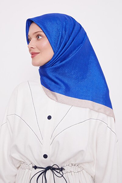 Levidor Saks Ring Pattern Monogram Scarf