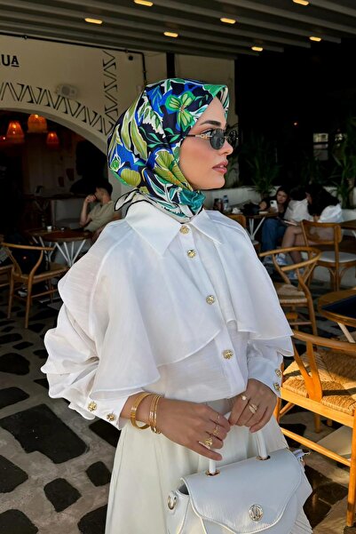 Levidor Saks Petunia Pattern Twill Silk Scarf