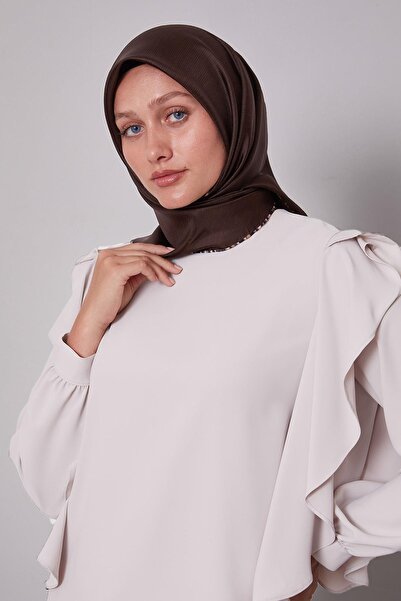 Levidor وشاح حريري مخطط باللون البني المر