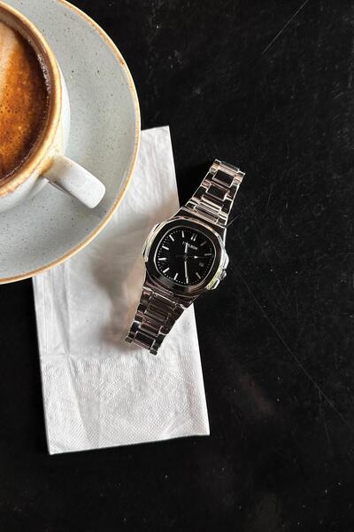 Flaw Wear ساعة يد رجالية فضية اللون مع تقويم دائري