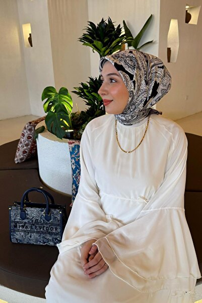 Levidor Μεταξωτό μαντήλι με έθνικ σχέδιο σε γκρι χρώμα