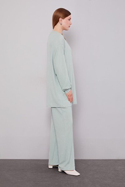 Levidor Mint Green Shoulder Stone Embroidered Double Suit