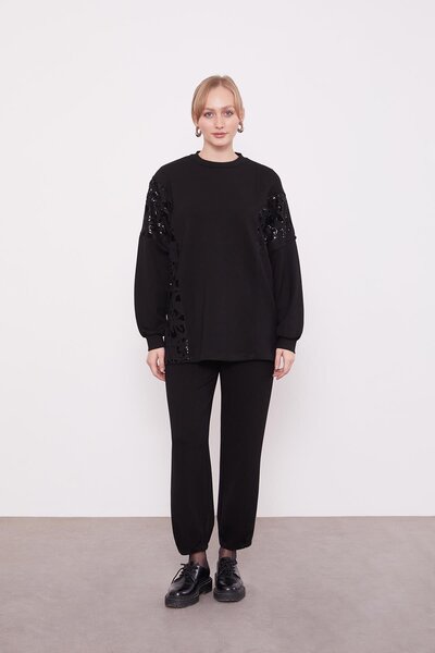 Levidor Αθλητικό κοστούμι με μαύρη παγιέτα