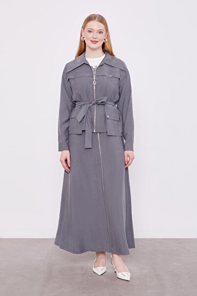 Levidor Gray Belt Detailed Skirt Set