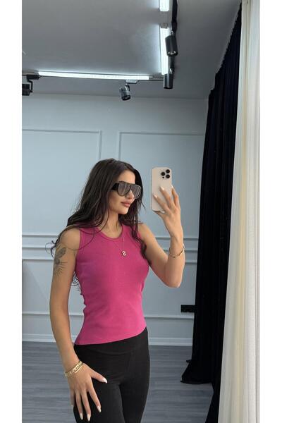Daves Fuchsia Stretchy Crew Neck Camisole with Wide Straps -Blouse