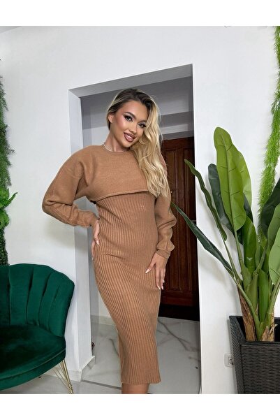 Pretty Women's 2-piece suit