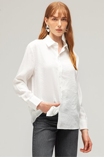 Saade Λευκό γυναικείο κλασικό πουκάμισο με μακρυμάνικο μοντάλ υφαντό πουκάμισο