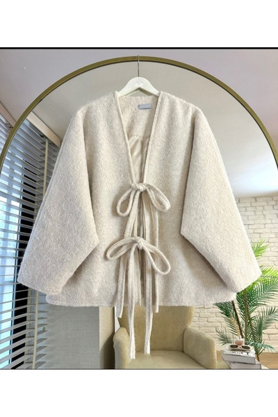 Bahar Altundemir Kadın Krem Bağcıklı Astarlı Oversize Kaşe Panço