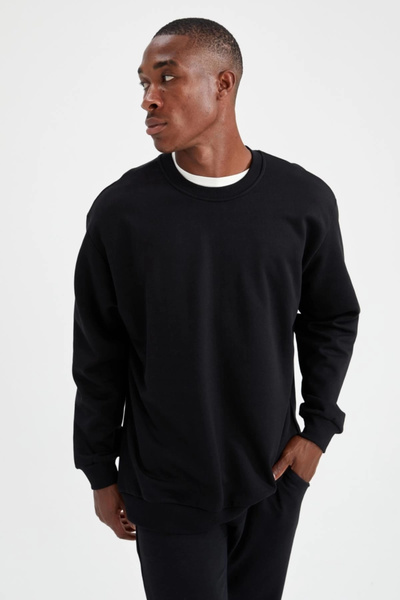 DeFacto Men's Black Oversize Fit Crew Neck Basic Sweatshirt U4840Az21Sp