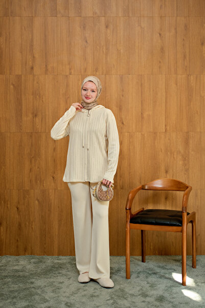 LOCCO Women's Stone Detail Knitwear Set Cream