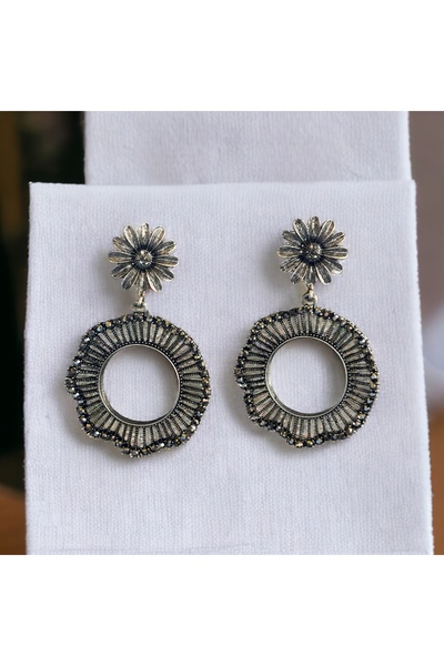 iza Earrings Classical