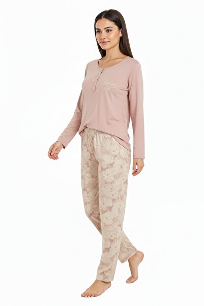 Bravie Set de pijamale lungi din viscoză Elite cu șase flori și text în partea de sus, pudră 3564