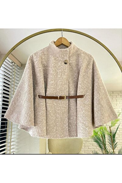Bahar Altundemir Kadın Kemerli Astarlı Oversize Yarasa Kol Yünlü Kısa Bej Panço