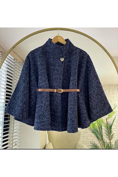 Bahar Altundemir Kadın Kemerli Astarlı Oversize Yarasa Kol Yünlü Kısa Lacivert Panço
