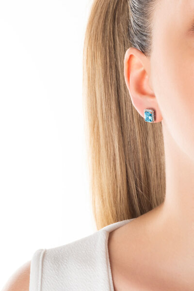 So CHIC... Buz Işıltısı 18 Ayar Beyaz Altın Kaplama Gümüş Baget Küpe