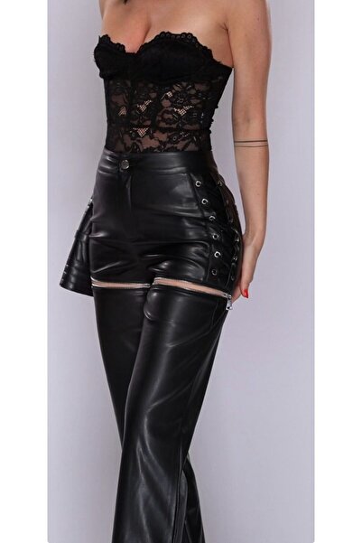 Pretty Eco-leather pants