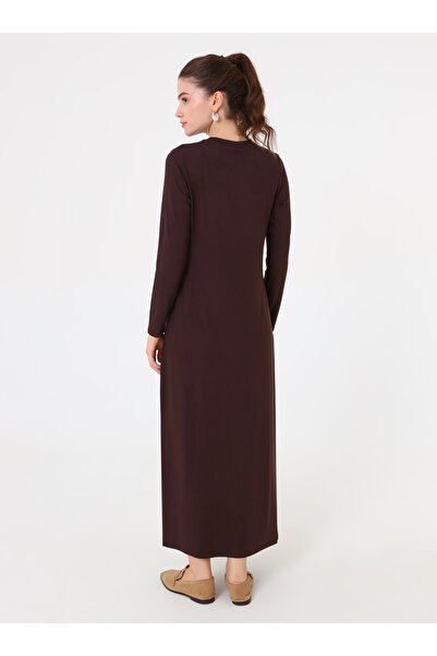 Benin Βασικό πλεκτό φόρεμα χιτζάμπ με μαλακές κουμπώματα από ύφασμα βισκόζης - Καφέ -