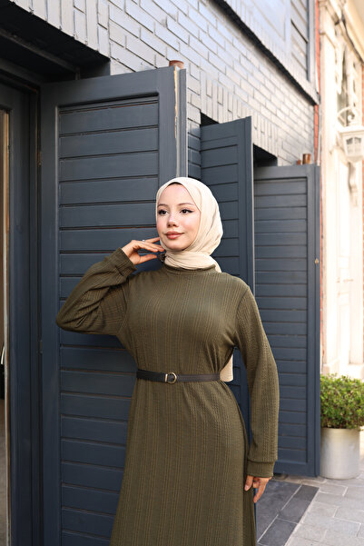 Butik Πλεκτό δερμάτινο φόρεμα με ζώνη