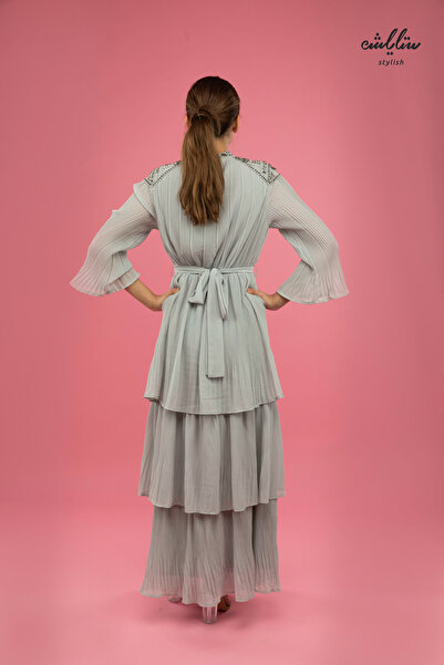 Stylish Elegant high neck chiffon pleated dress in gray