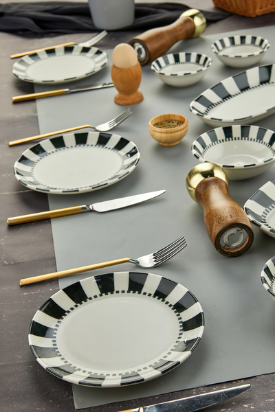 Cooker 14 Parça Pure Porselen Kahvaltı Seti – Şık, Dayanıklı ve Özel Tasarım