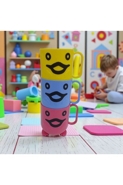ÇEÇEN HOME 3-Piece Smiling Face Set Plastic Cup
