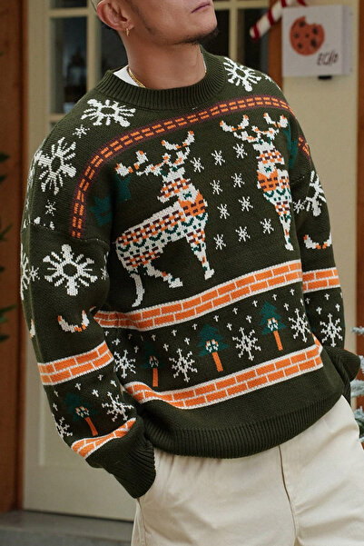 Tarz Cool Men's Khaki Deer Patterned Off-Shoulder Long Sleeve Knitted Sweater