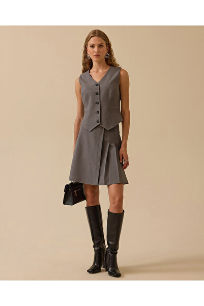 SEÇİL V-Neck Buttoned Classic Vest