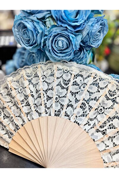 baytoptan Bambu Dantelli Yelpaze beyaz