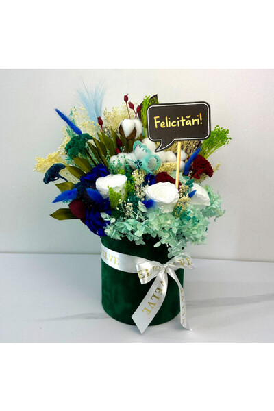 velve Aranjament floral Infinity,flori naturale criogenate,pancarta cu textul "Felicitari!", 43 cm