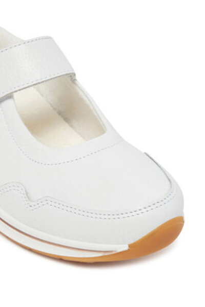 ARA Γυναικεία ημιμπότα λευκή ARA-12-24814-04 ΛΕΥΚΟ