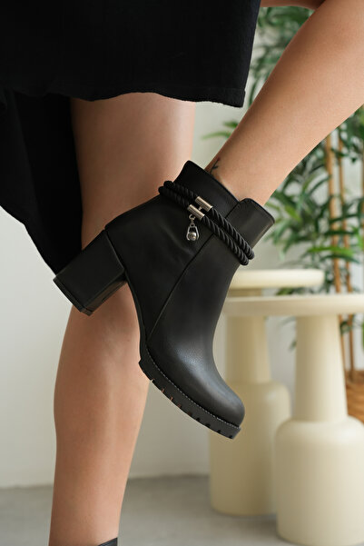 Savves Dámské černé boty na krátkém podpatku na každodenní použití s detailem přezky na zip