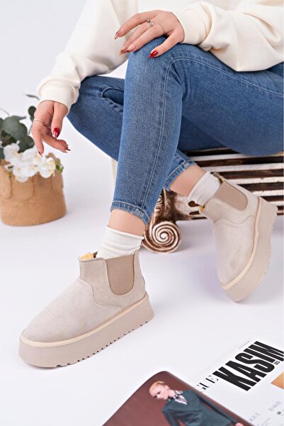 moun shoes Γυναικείες μπότες μίνι μπεζ σουέντ με επένδυση από γούνα, ελαστικές στο πλάι και χοντρή σόλα