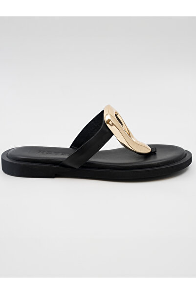 Heyzen METAL TOKA DETAYLI LEOPAR DERİ TERLİK SİYAH