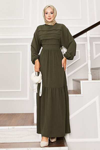 EBRUTESETTÜR فستان بتفاصيل مضلعة وحزام ذاتي عند الخصر باللون الكاكي