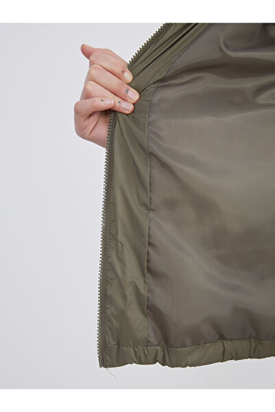 LC Waikiki New Season Stand Collar Quilted Women's Puffer Jacket