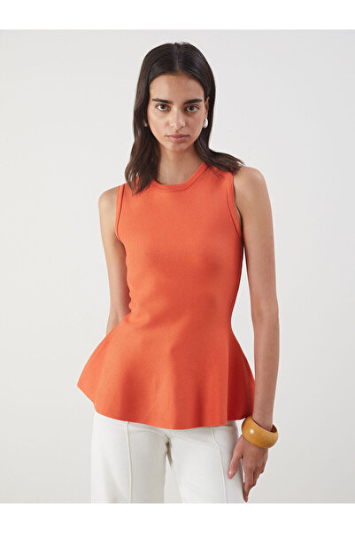 LC Waikiki بلوزة تريكو ببلوم وياقة دائرية برتقالية اللون